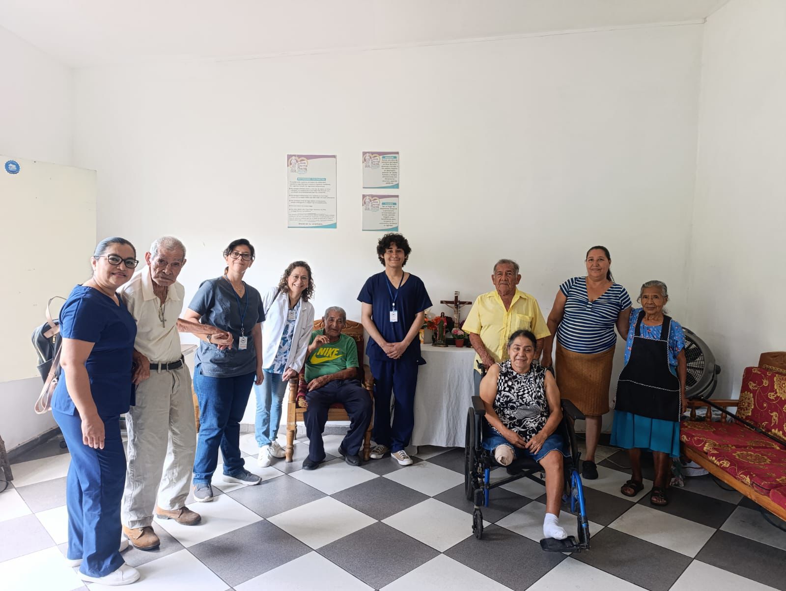 Visita médica tonacatepeque